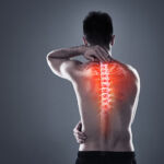 ¿Cuándo acudir a un neurocirujano por dolor de columna?